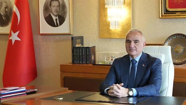 Bakan Ersoy: Diyarbakır ve Bingöl’deki 6 cami 2 Ekim'de yeniden ibadete açılacak
