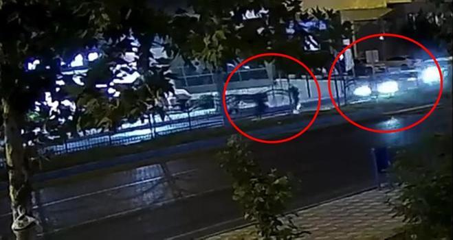 Batman’da otomobilin yayalara çarptığı kaza kamerada
