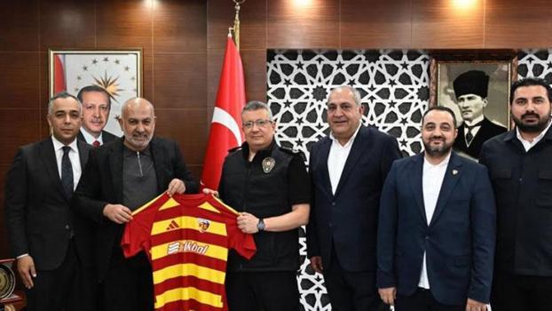 Kayserispor heyetinden Kayseri İl Emniyet Müdürü Sinan Ergen'e ziyaret