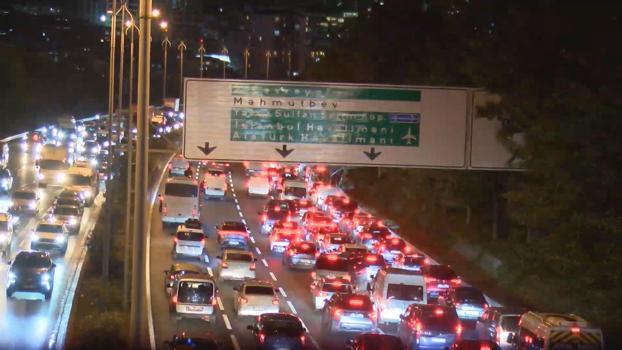 İstanbul'da trafik yoğunluğu yüzde 89'a ulaştı