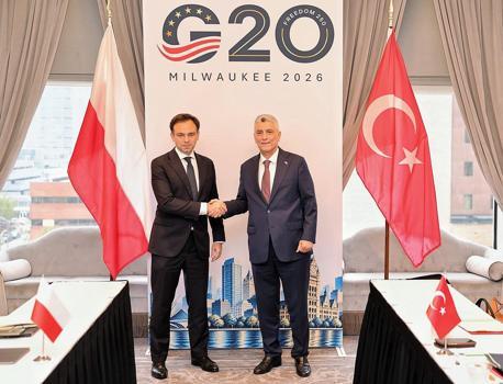 Bakan Bolat, Polonyalı mevkidaşı Domański ile bir araya geldi