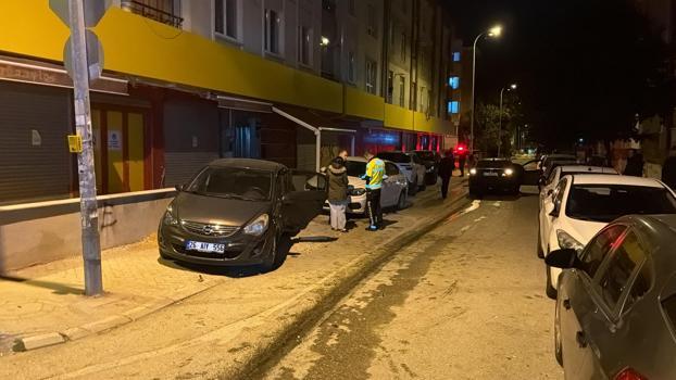 Eskişehir’de iki otomobilin çarpıştığı kaza kamerada: 7 yaralı
