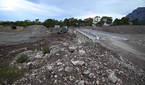 Çomaklar'daki köprü tamamlandı