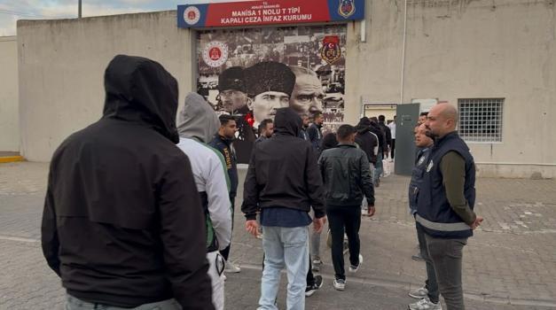 Manisa merkezli 6 ilde yasa dışı bahis operasyonu: 28 tutuklama