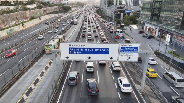 İstanbul'da trafik yoğunluğu yüzde 71'e ulaştı
