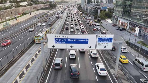 İstanbul'da trafik yoğunluğu yüzde 71'e ulaştı