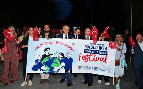 Uluslararası Yaşlılıkta Sağlık ve Esenlik Festivali başladı