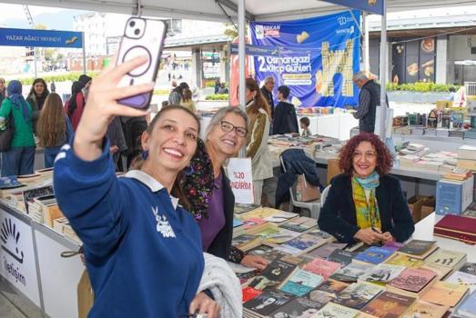 Osmangazi Kitap Günleri’nde edebiyat, psikoloji ve bilim konuşuldu