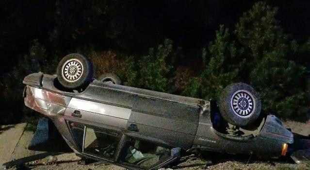Çorum’da iki otomobil çarpıştı: 3 yaralı