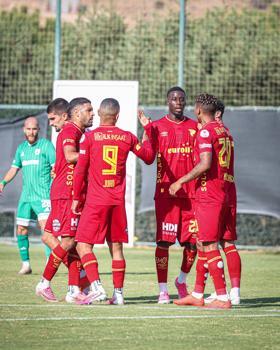 Göztepe'den Muğlaspor'la farklı prova