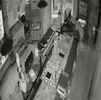 İş yerinden hırsızlık kamerada