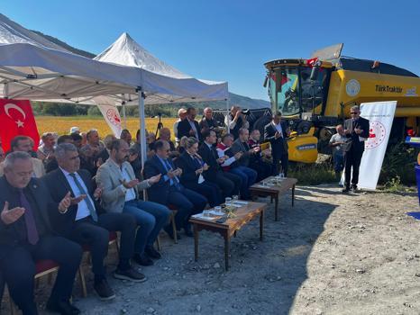 Tosya pirinci hasadı dualarla başladı
