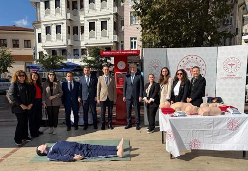 Tekirdağ'ın 3 ilçesine ani kalp durmalarına karşı şok cihazı konuldu