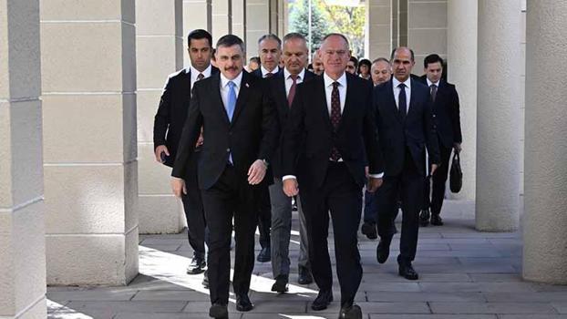 Bakan Çiftçi, Avusturyalı mevkidaşı Karner ile bir araya geldi