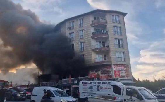 Arnavutköy'de restoranda çıkan yangın söndürüldü