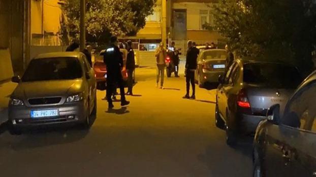 Küçükçekmece'de iş yerinin önünde silahlı saldırıya uğrayan kişi ağır yaralandı