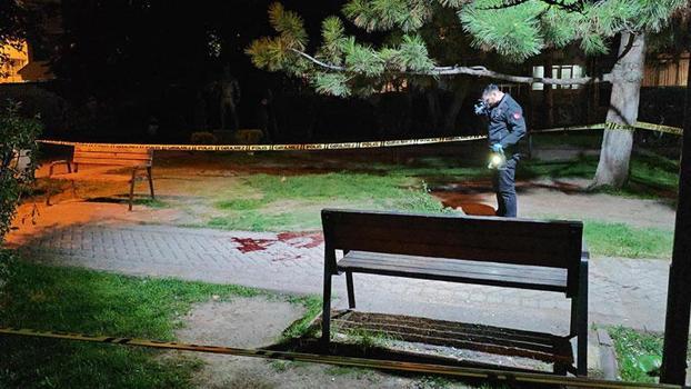 Birlikte alkol aldığı arkadaşını bıçakladı