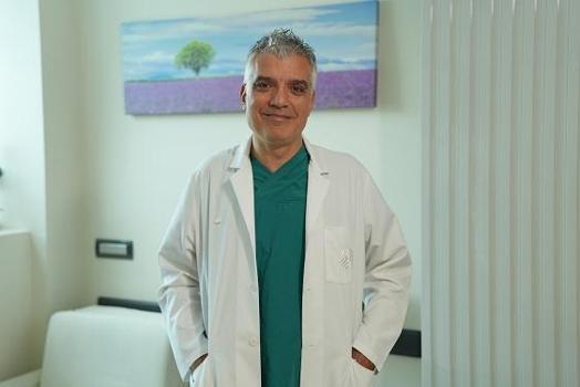 ‘Rektum kanserinde tümör tamamen kaybolursa ameliyat şart olmayabilir’