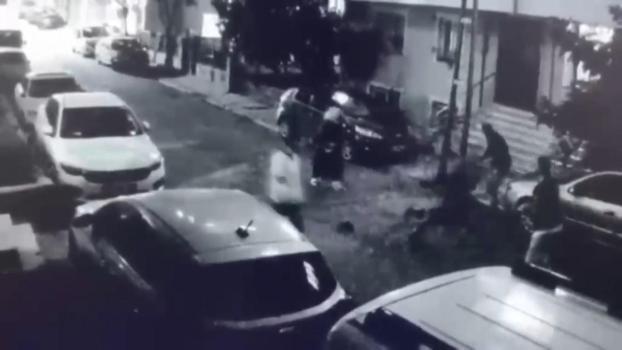 Sancaktepe'de cinayetle son bulan park yeri kavgası kamerada