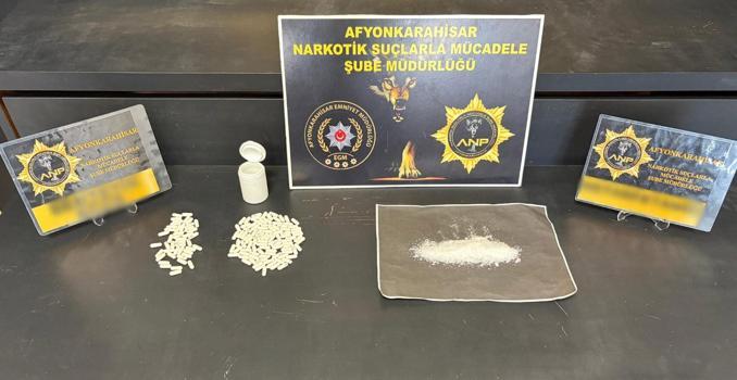 Araçtan uyuşturucu çıktı