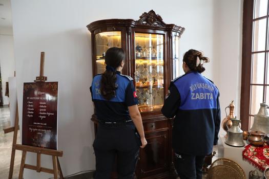 Samsun’da zabıtanın 15 yıllık antika tutkusu sergiye dönüştü