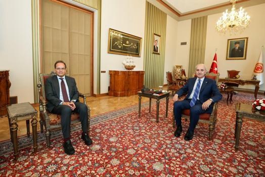 TBMM Başkanı Kurtulmuş, İtalya’nın Ankara Büyükelçisi Manzo’yu kabul etti