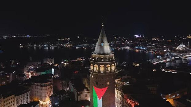 Galata Kulesi Filistin bayrağıyla ışıklandırıldı