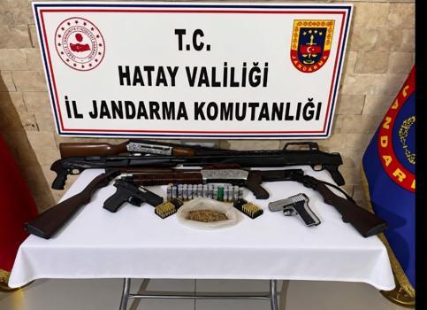 Kuru sıkı tabancaları yivli hale getirip sattığı iddia edilen şüpheli yakalandı