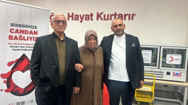 Kızılay'a 36 kez kan bağışlayan Meryem Çağdaş, ailesini de bağışçı yaptı
