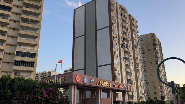 Şarkıcı Atilla Taş'ın kızı Sezen, 14'üncü kattan düşüp, öldü / Ek fotoğraflar