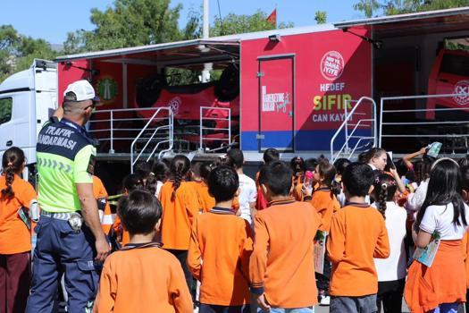 Mardin'de ‘Mobil Trafik Eğitim TIR’ında eğitim verildi