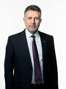 Bayraklı Belediyesi'ne yönelik operasyonda gözaltına alınan 43 şüpheli adliyede (2)