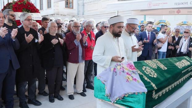 Oyuncu Necla Uygur son yolculuğuna uğurlandı