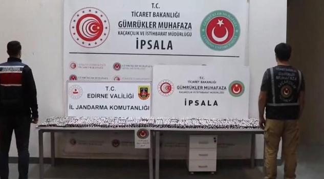 İpsala Sınır Kapısı’nda 17 bin 121 uyuşturucu hap ele geçirildi