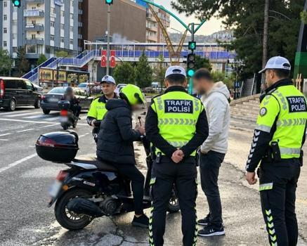 Mardin’de denetimlerde 27 motosiklet sürücüne ceza