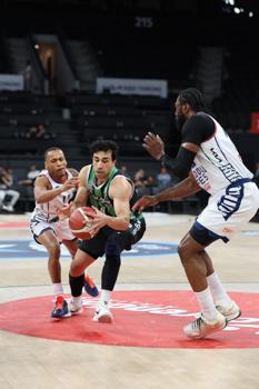 Denizli Basket zorlu Portekiz deplasmanı öncesi moral bozmadı
