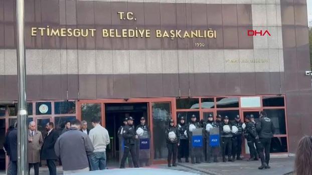 Etimesgut Belediyesi'ne operasyon: 25 gözaltı