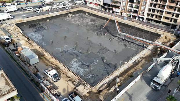 İncirliova Cumhuriyet Meydanı ve Yeraltı Otoparkı projesinde çalışmalar sürüyor