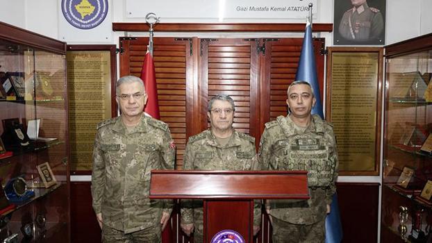 Genelkurmay Başkanı Orgeneral Bayraktaroğlu, Kosova'da