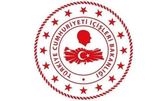 İçişleri Bakanlığı: Antalya'nın Kaş ilçesi açıklarında ticari gemide yaralanan bir mürettebat Sahil Güvenliğimiz tarafından tahliye edildi