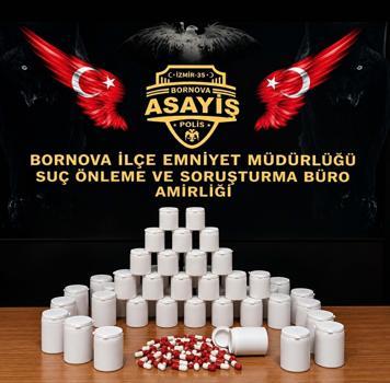 İzmir'de 2 bin 775 sentetik ecza ele geçirildi