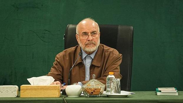 İran: Hedefe ulaşmak için hem savaşıyor hem müzakere ediyoruz