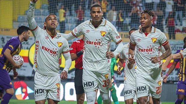 Göztepe puanları gurbette topladı