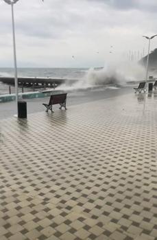 Bursa’da sağanak; dere taştı, mahsur kalanlar kurtarıldı / Ek fotoğraflar