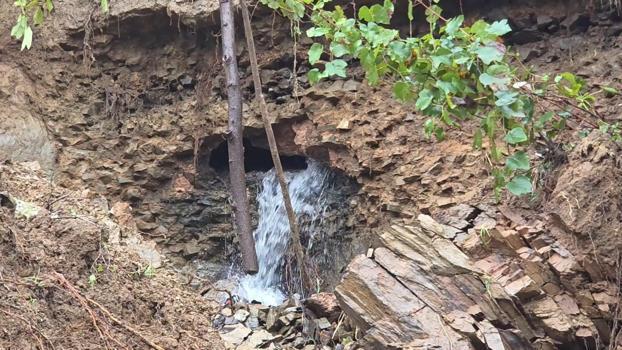 Sultangazi'de toprak kayması; tarihi Bulakbaşı Kemerine su taşıyan hat zarar gördü