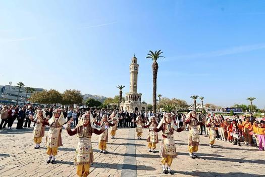İzmir'de Cumhuriyet coşkusu 16 Ekim'de başlayacak