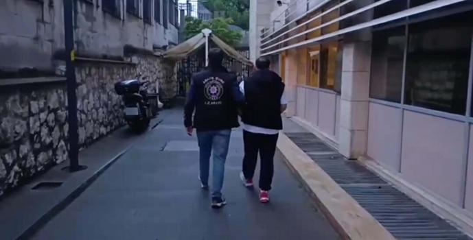 İzmir'de çeşitli suçlardan aranan 164 kişi yakalandı