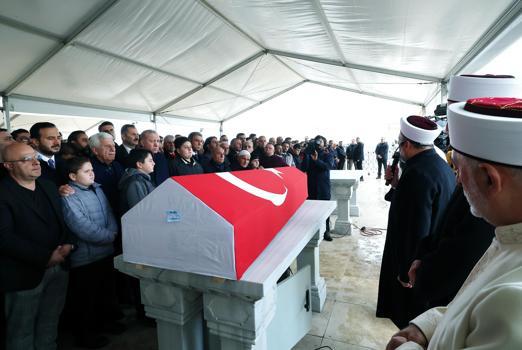 Cumhurbaşkanı Erdoğan, Dündar Ziya Gültekin’in cenaze törenine katıldı