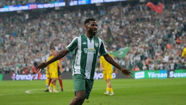 Bursasporlu Iheanacho, Türk futbol tarihine adını yazdırdı