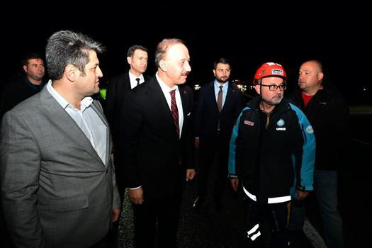 Tarım işçilerini taşıyan midibüs ile TIR çarpıştı: 17 yaralı (2)